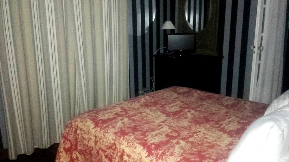 Hotel La Villa Saint Pierre d'Irube Bagian luar foto