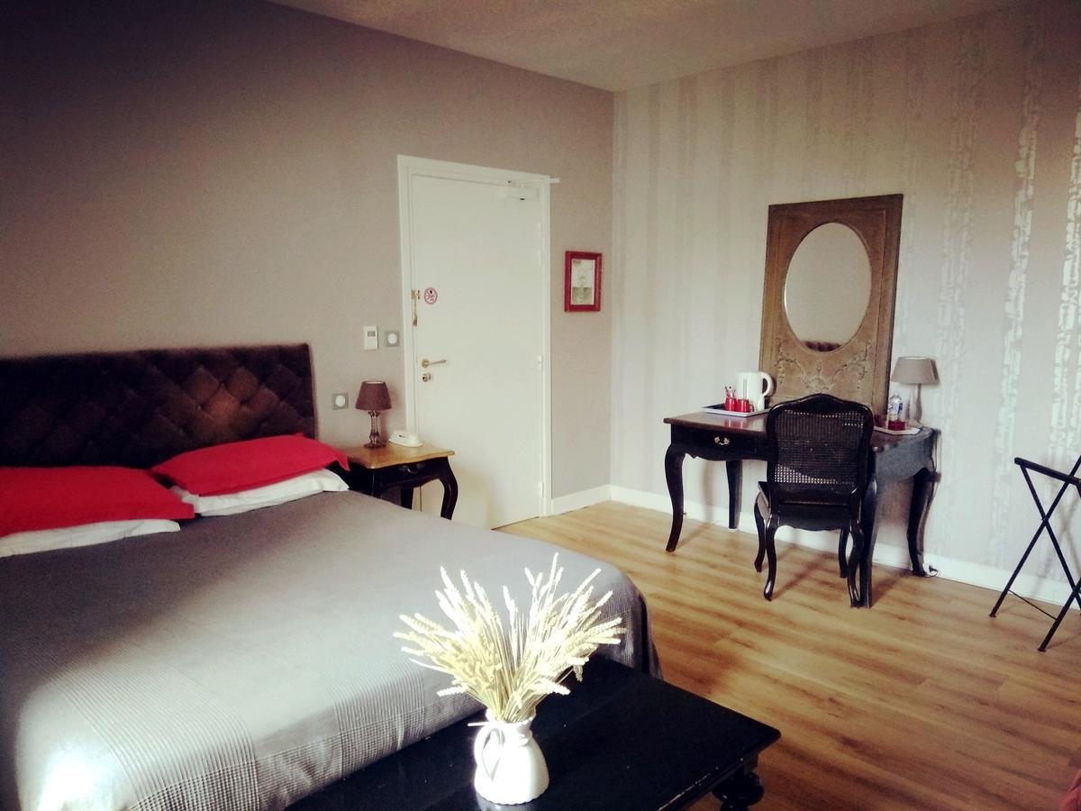Hotel La Villa Saint Pierre d'Irube Bagian luar foto
