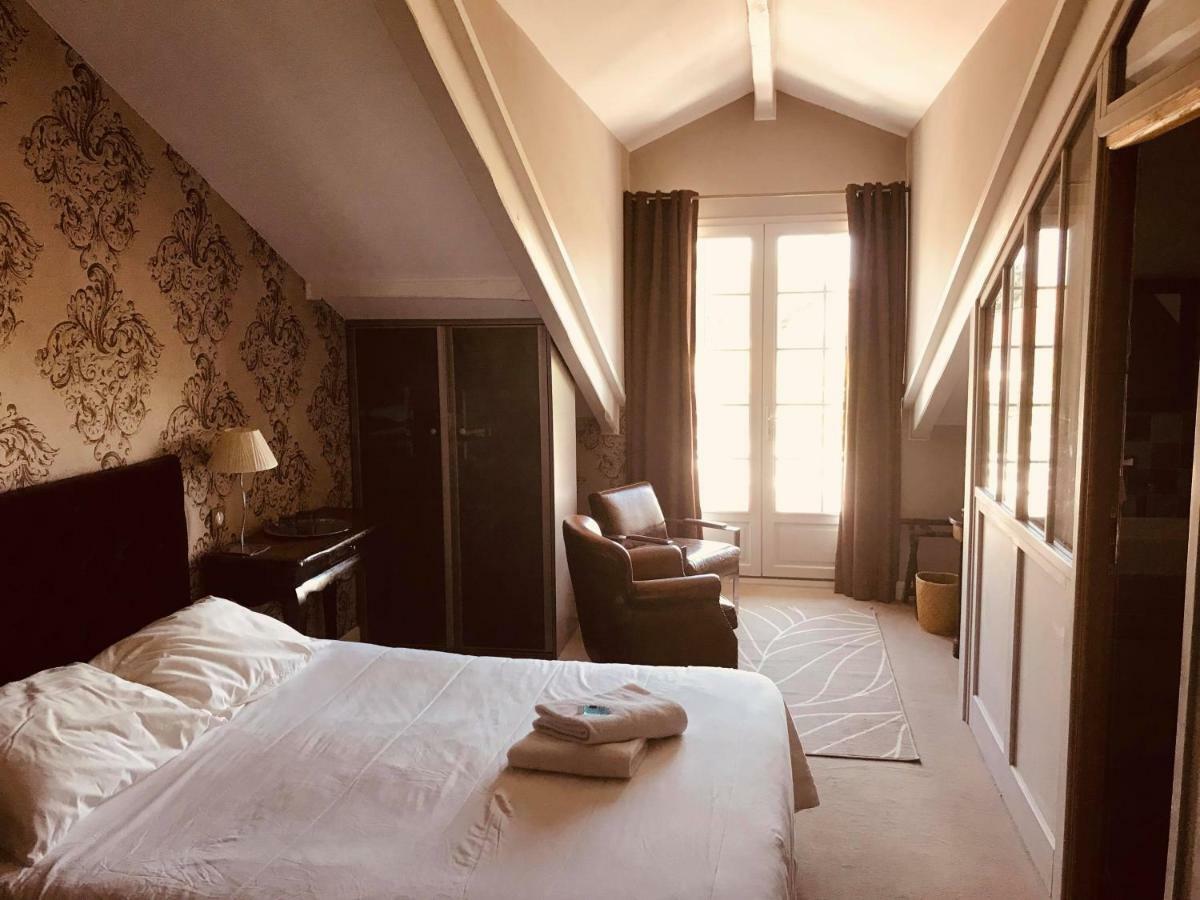 Hotel La Villa Saint Pierre d'Irube Bagian luar foto